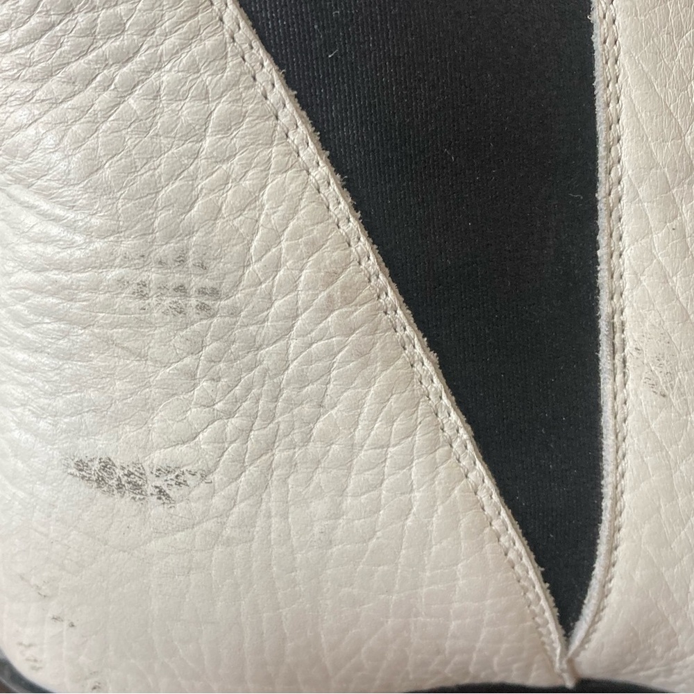 Acne Studios Grained Leather Jensen Boot - Picture 7 of 8
